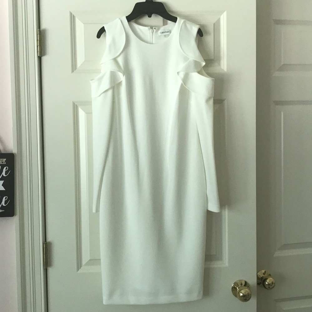 Long Sleeve Cutout Shoulder Dress